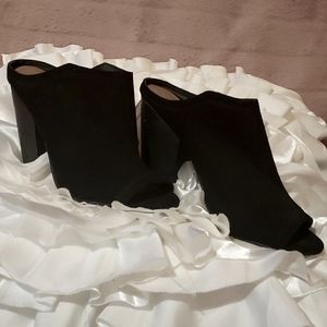 Indigo rd. Block heel shoes. Black soft open toe and exposed heel shoe